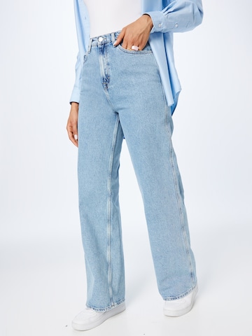 Wide leg Jeans 'Claire' de la Tommy Jeans pe albastru: față