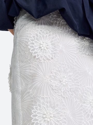 Fustă de la Rich & Royal pe alb