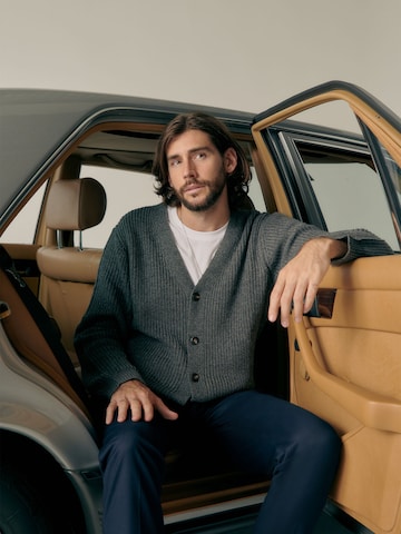 ABOUT YOU x Alvaro Soler Knit cardigan 'Jamie' in Grey: front