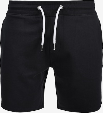 !Solid Regular Sweatshorts 'Tamp' in Schwarz: predná strana