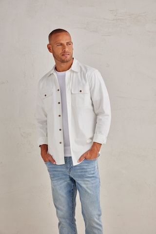 JOHN DEVIN Regular fit Button Up Shirt in White: front