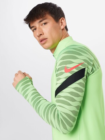 NIKE Functioneel shirt 'Strike' in Groen