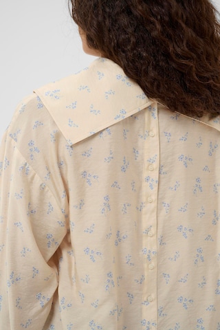 Chemisier 'SLEneya' SOAKED IN LUXURY en beige