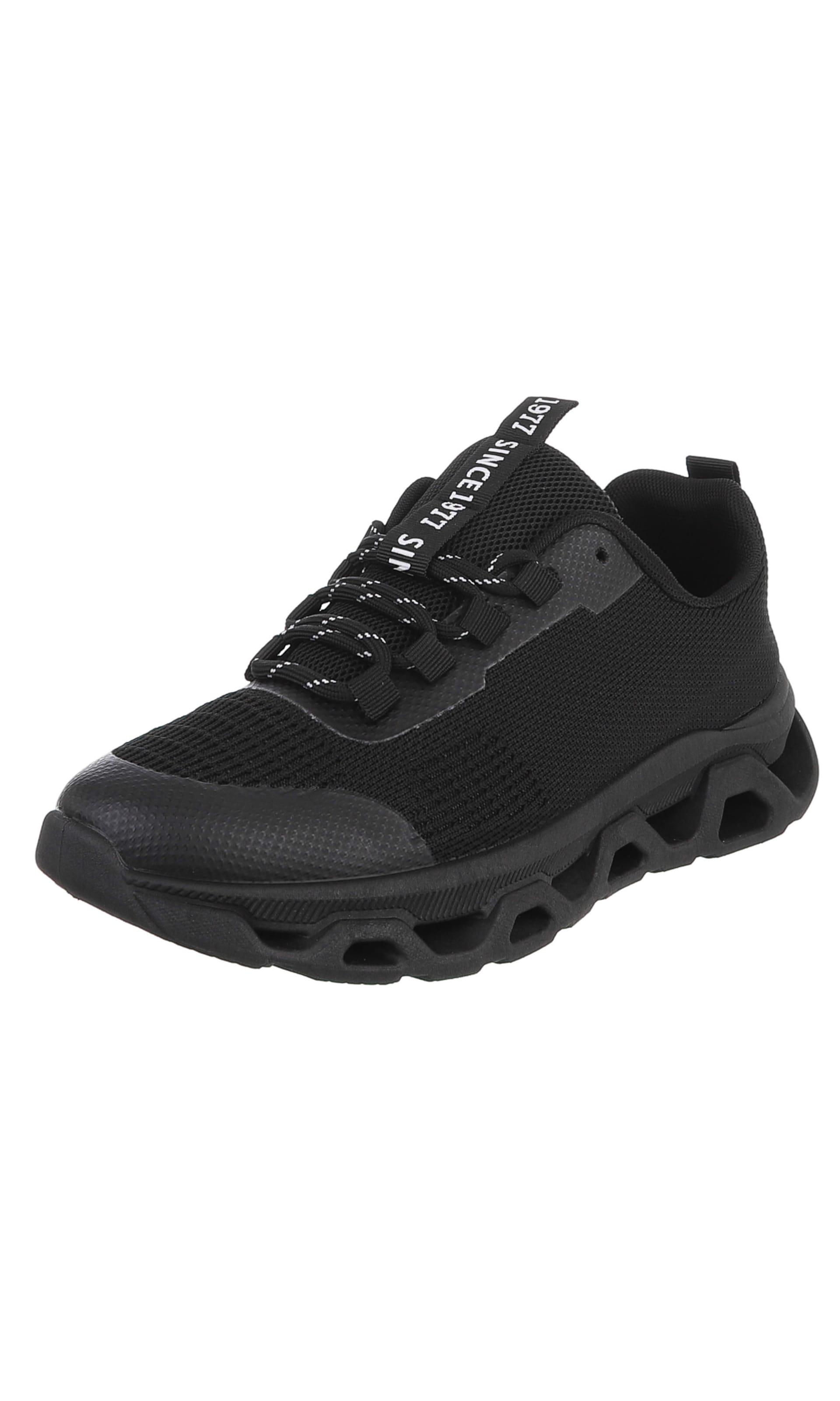 CoolWalk Sneakers in 40 in Black, Item view