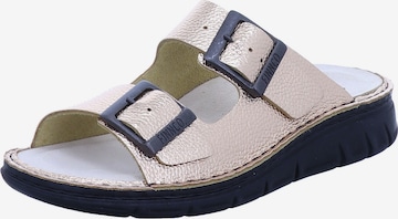 Finn Comfort Mule in Beige: front
