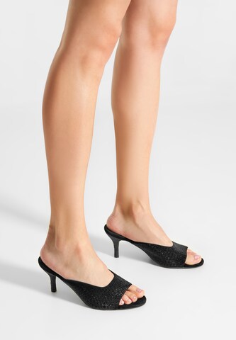 WODEN Pumps 'Camilla' in Schwarz: Vorderseite
