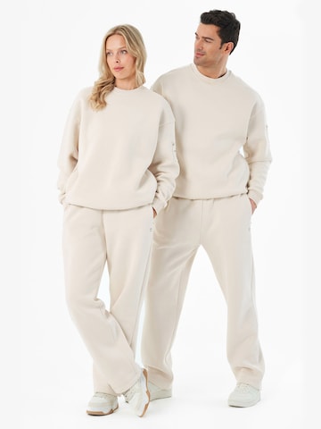 Organication Sweatshirt in White