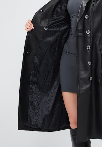 Derimod Mantel in Schwarz