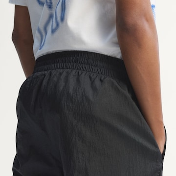 ADIDAS PERFORMANCE Tapered Sportbroek 'Manchester United 90' in Zwart
