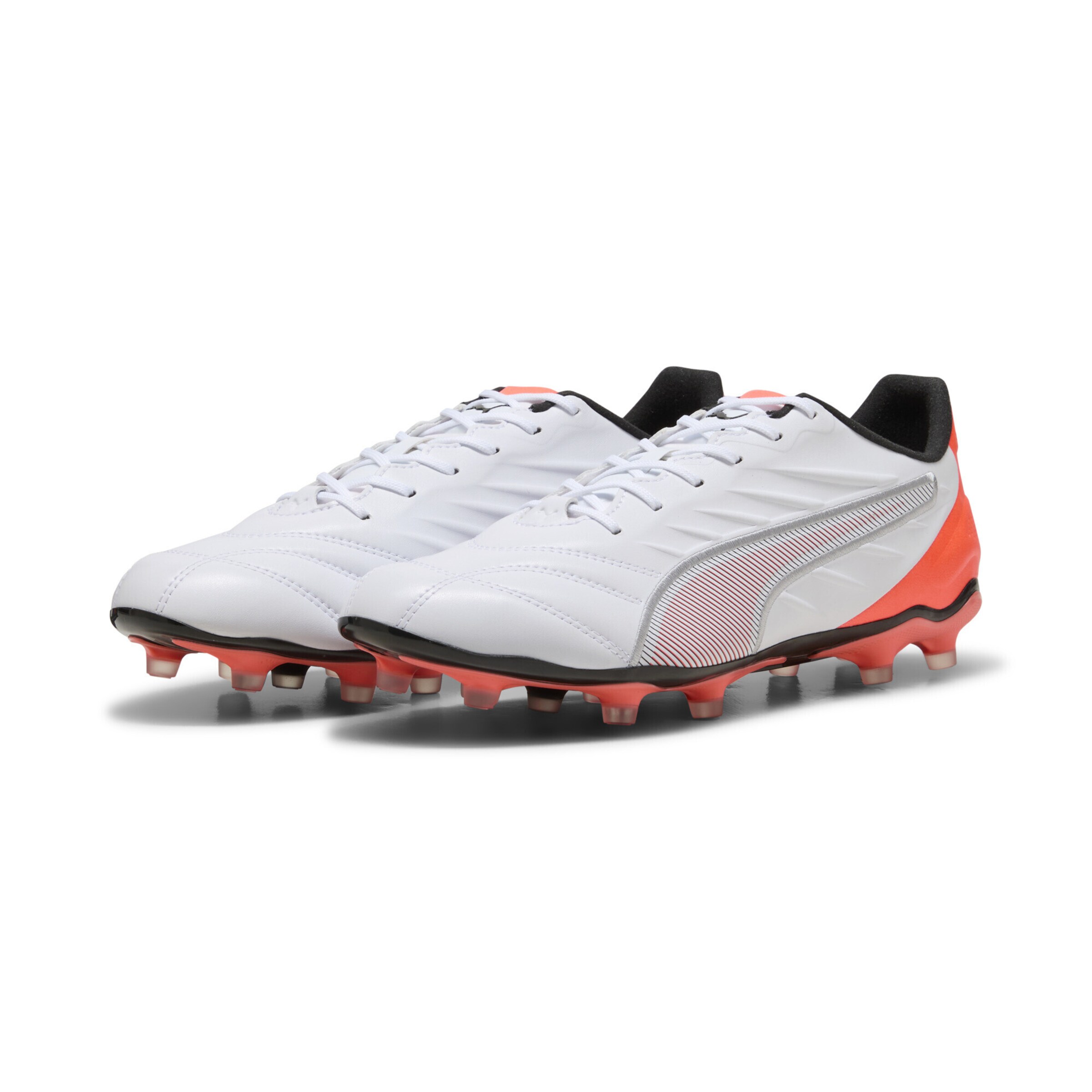 PUMA Soccer shoe 'King Pro' in White