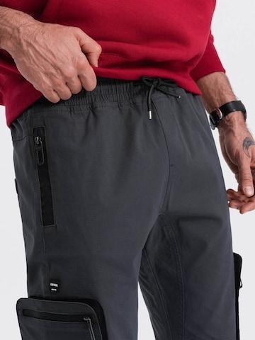 Ombre Tapered Trousers 'OM-PAJO-0135' in Grey