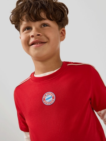 FC BAYERN MÜNCHEN Shirt in Red