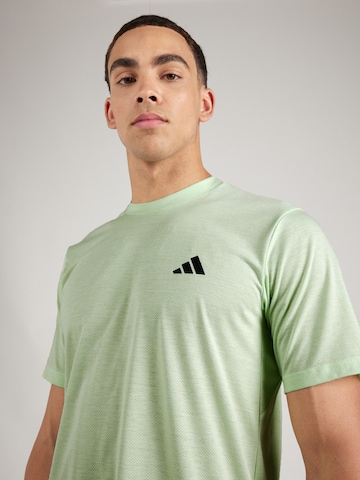 ADIDAS PERFORMANCE - Camisa funcionais 'Train Essentials Comfort' em verde