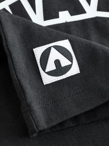 Next Majica 'Airwalk' | črna barva