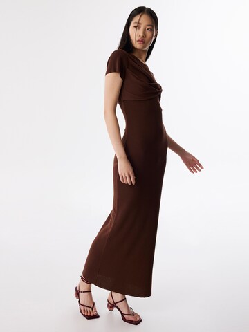 Twist Dress in Brown