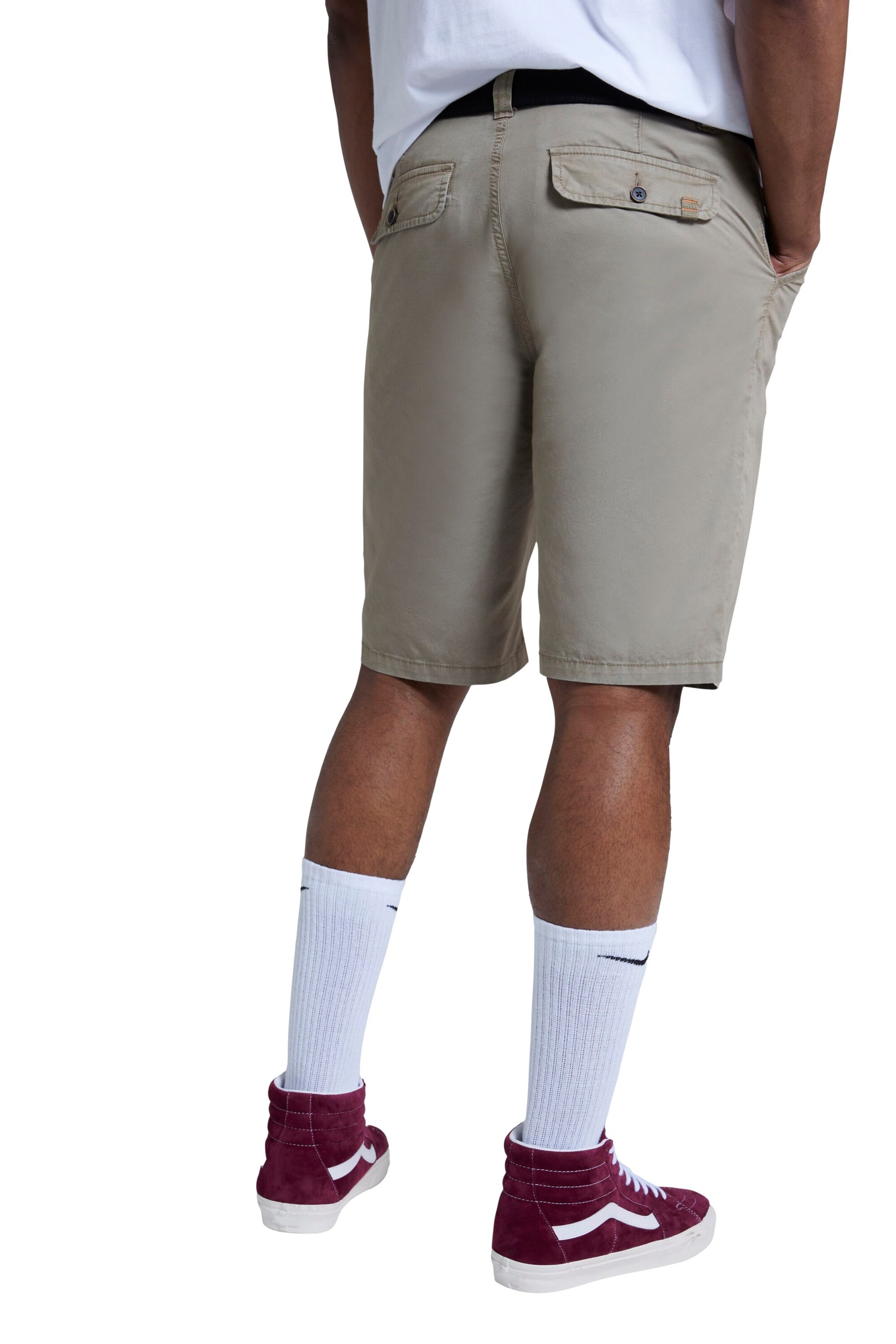 STHUGE Regular Shorts in Beige
