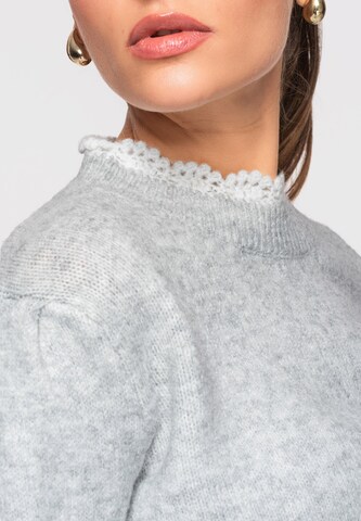 Ombre Pullover in Grau
