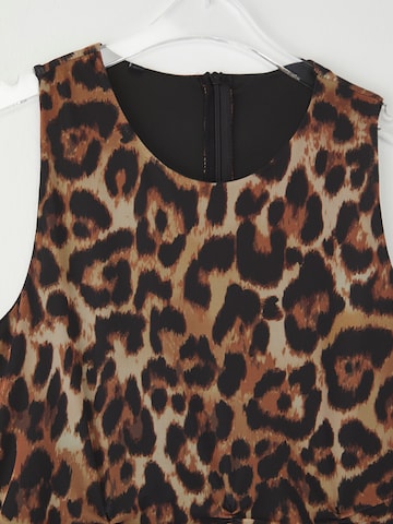 Trendyol Curve Kleid in Braun