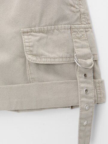 Regular Pantalon cargo Pull&Bear en gris