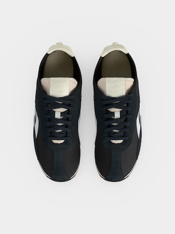 Reebok Ниски маратонки 'R400' в черно