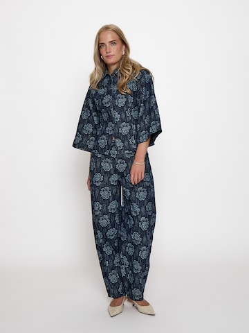 Tapered Pantaloni 'Heather' di minus in blu: frontale