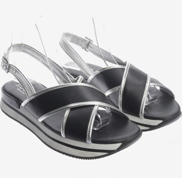 HOGAN Sandalen 40 in Schwarz: Vorderseite