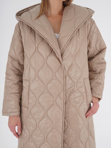 FRESHLIONS Winter Coat in Beige