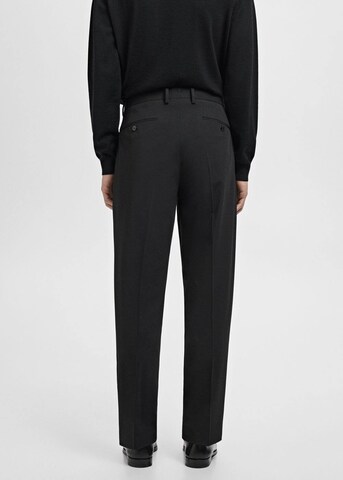 MANGO MAN Regular Hose 'London' in Schwarz