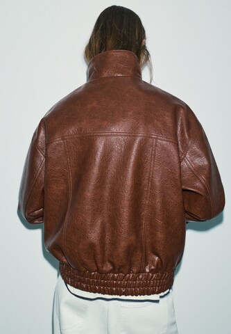 Pull&Bear Jacke in Braun