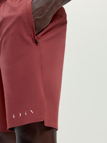 Born Regular Sports trousers ' Orinoco ' in Red