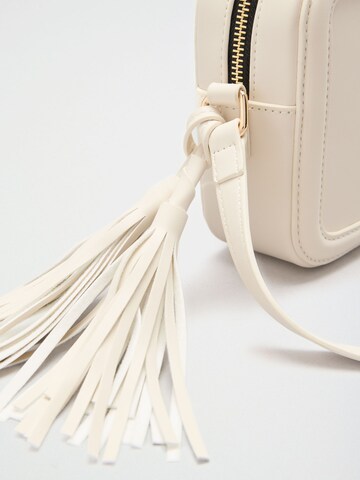 Lipsy Crossbody Bag in Beige