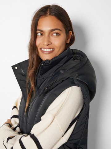 Bershka Vest in Black