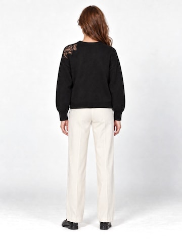 RYVAN Svetr 'Pullover' – černá
