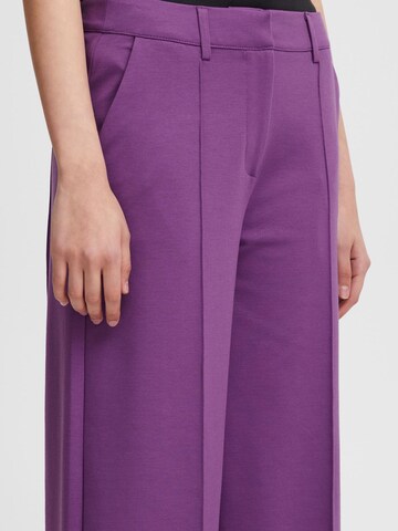 Wide leg Pantaloni con piega frontale 'KATE' di ICHI in lilla
