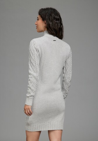 LAURA SCOTT Strickkleid in Grau