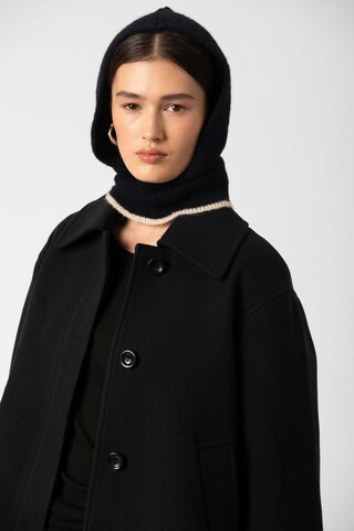 Bonnet 'SLAnaye Balaclava ' SOAKED IN LUXURY en noir : devant