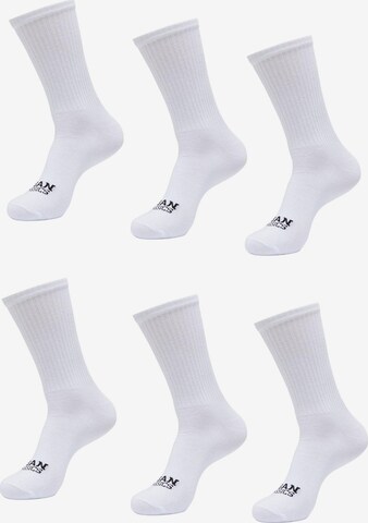 Urban Classics Socks in White: front