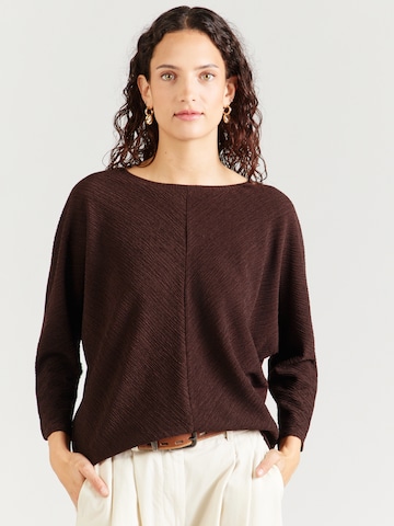 Tricou de la s.Oliver pe maro: față