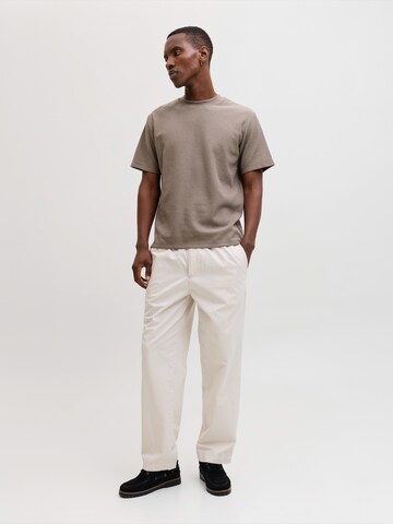 JACK & JONES T-Shirt 'JJEAUSTIN' in Braun