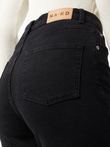 NA-KD Regular Jeans in Zwart