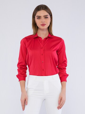 Basics and More Blouse ' Abby ' in Pink: front