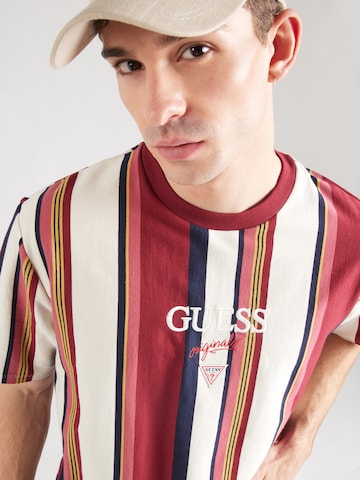 GUESS Originals T-Shirt in Rot