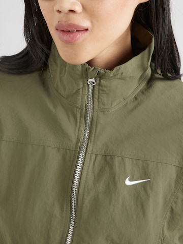 Nike Sportswear - Casaco meia-estação 'Everything' em verde