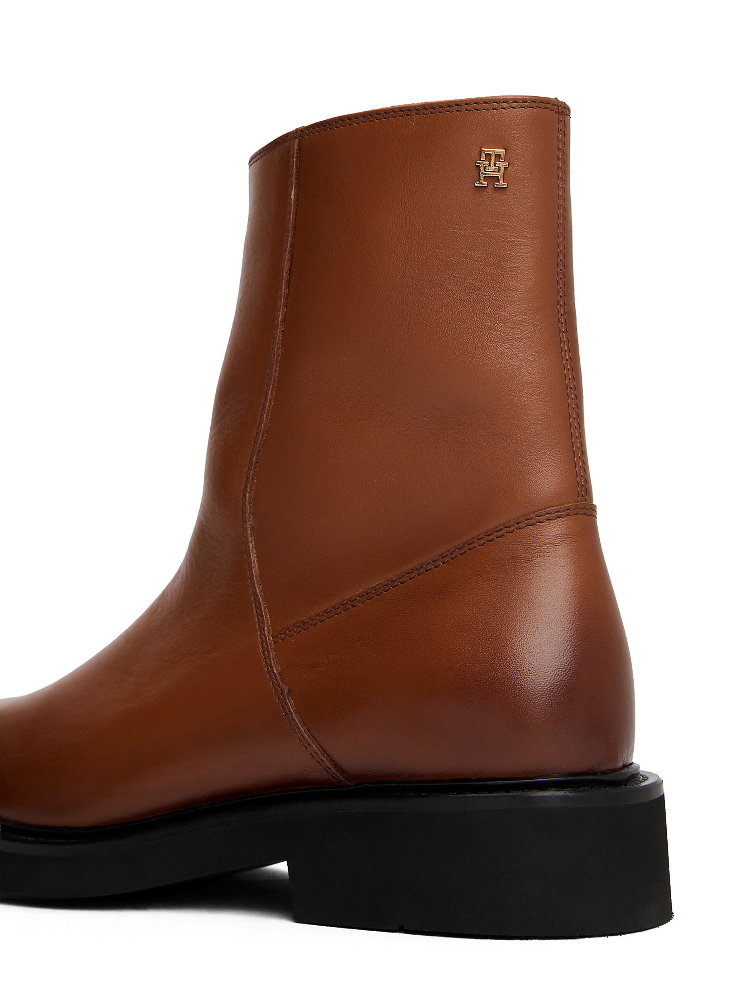 TOMMY HILFIGER Ankle Boots in Braun