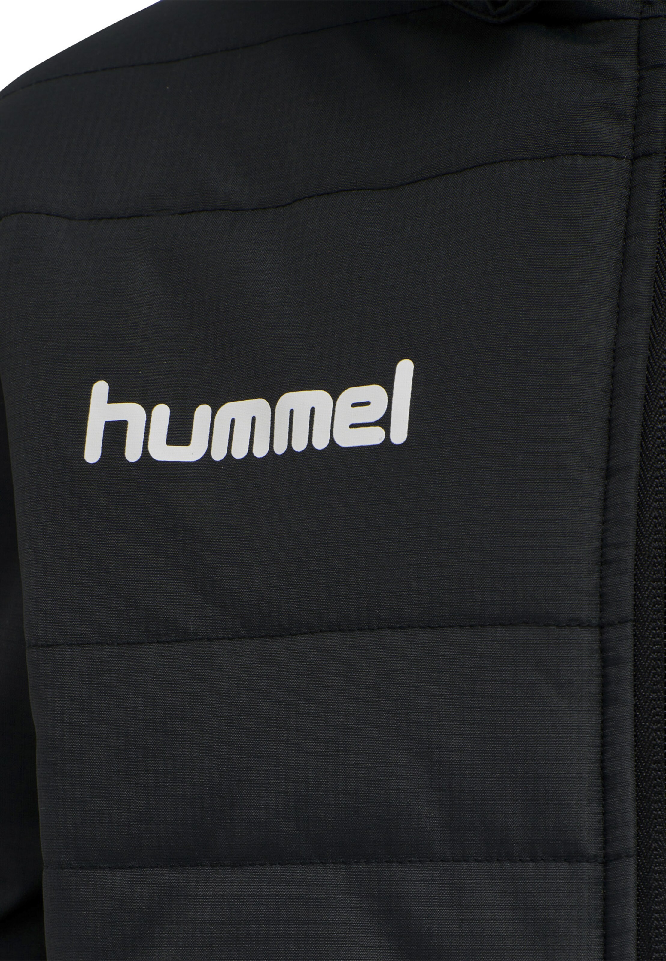 Hummel - Chaqueta de entretiempo 'Bench' en negro