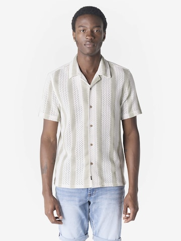 KOROSHI - Ajuste regular Camisa en verde: frente