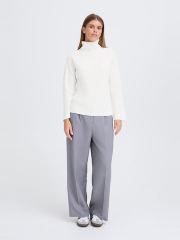 Pullover 'OXBMMNELLY' di Oxmo in bianco