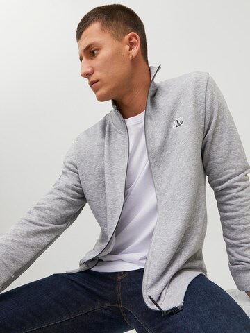 JACK & JONES Mikina 'LOGAN' – šedá