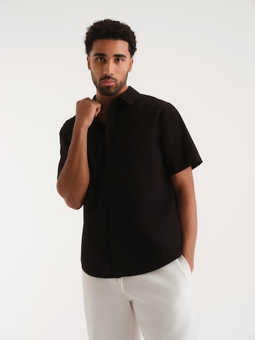 ABOUT YOU x Kevin Trapp Regular fit Button Up Shirt 'Marius' in Black: front
