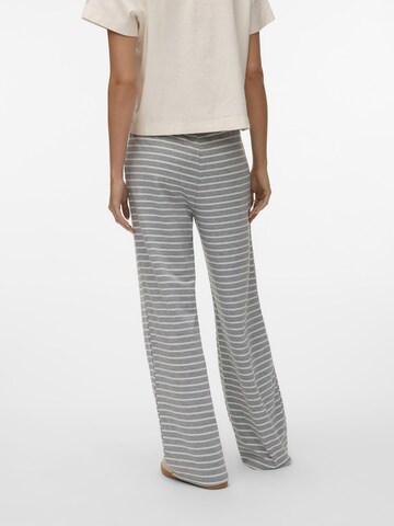 Wide Leg Pantalon 'VMAlma' VERO MODA en gris